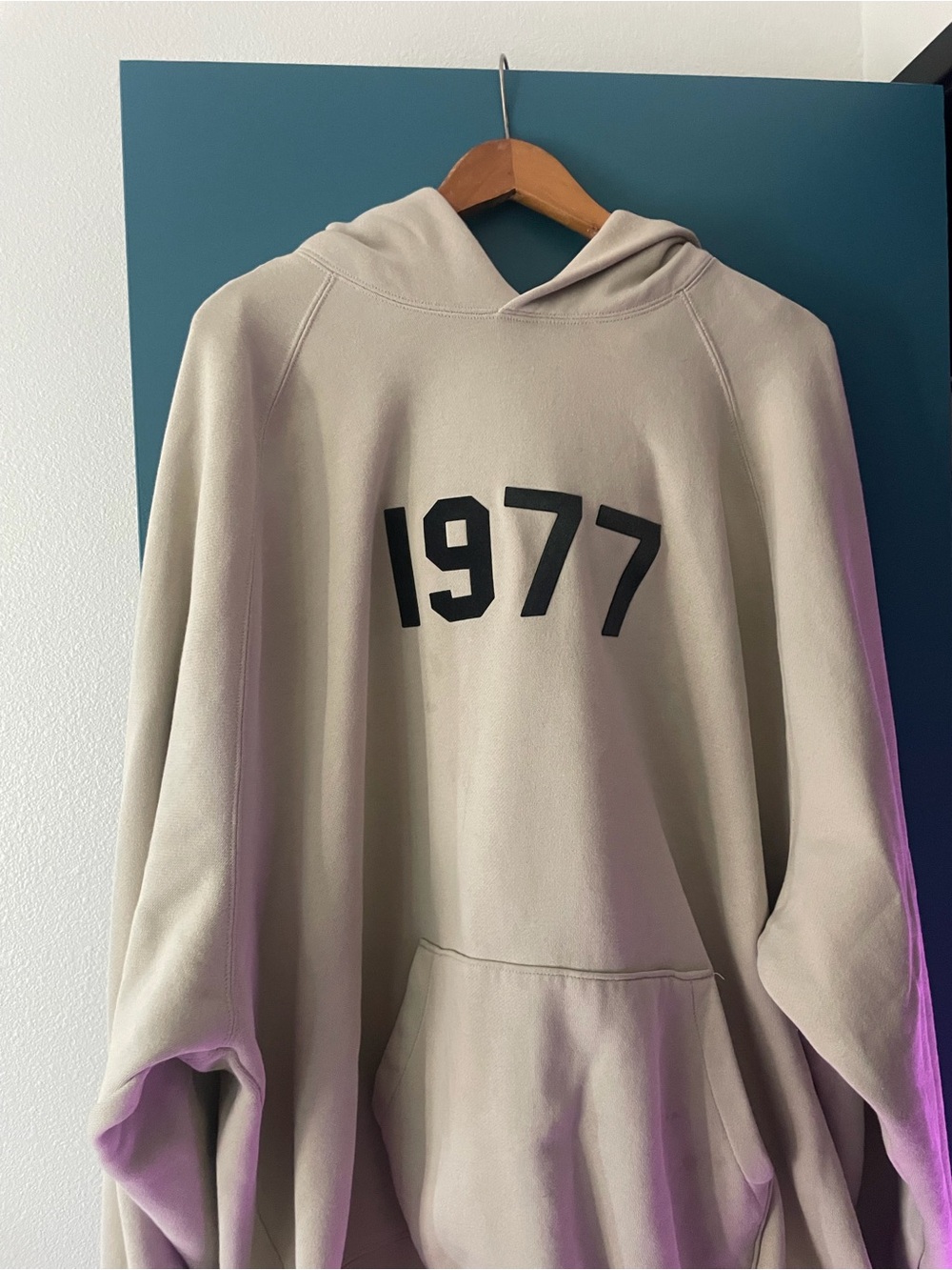 Essentials Beige Crewneck Hoodie with '1977' Front Print